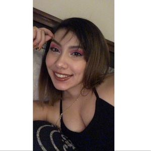 Meet your Posher, Cindy